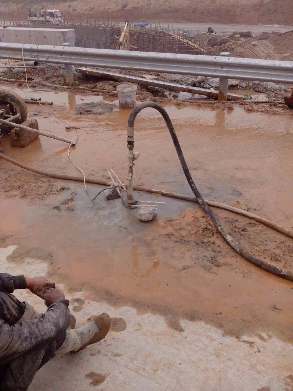 大祥路基压密注浆